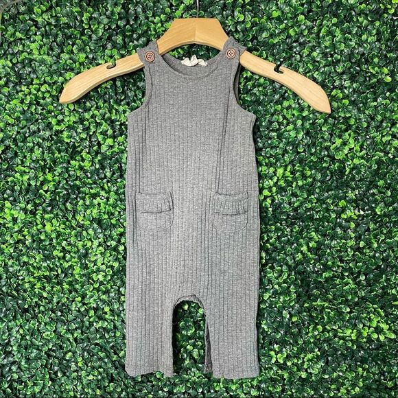 Jessica Simpson Grey Sleeveless Onesie Sz 12M - Picture 1 of 7